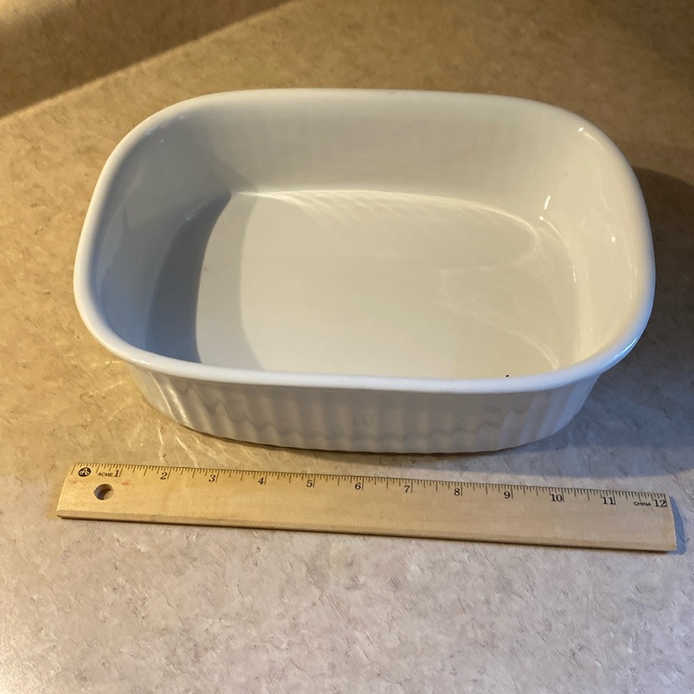 Corningware French White casserole dish